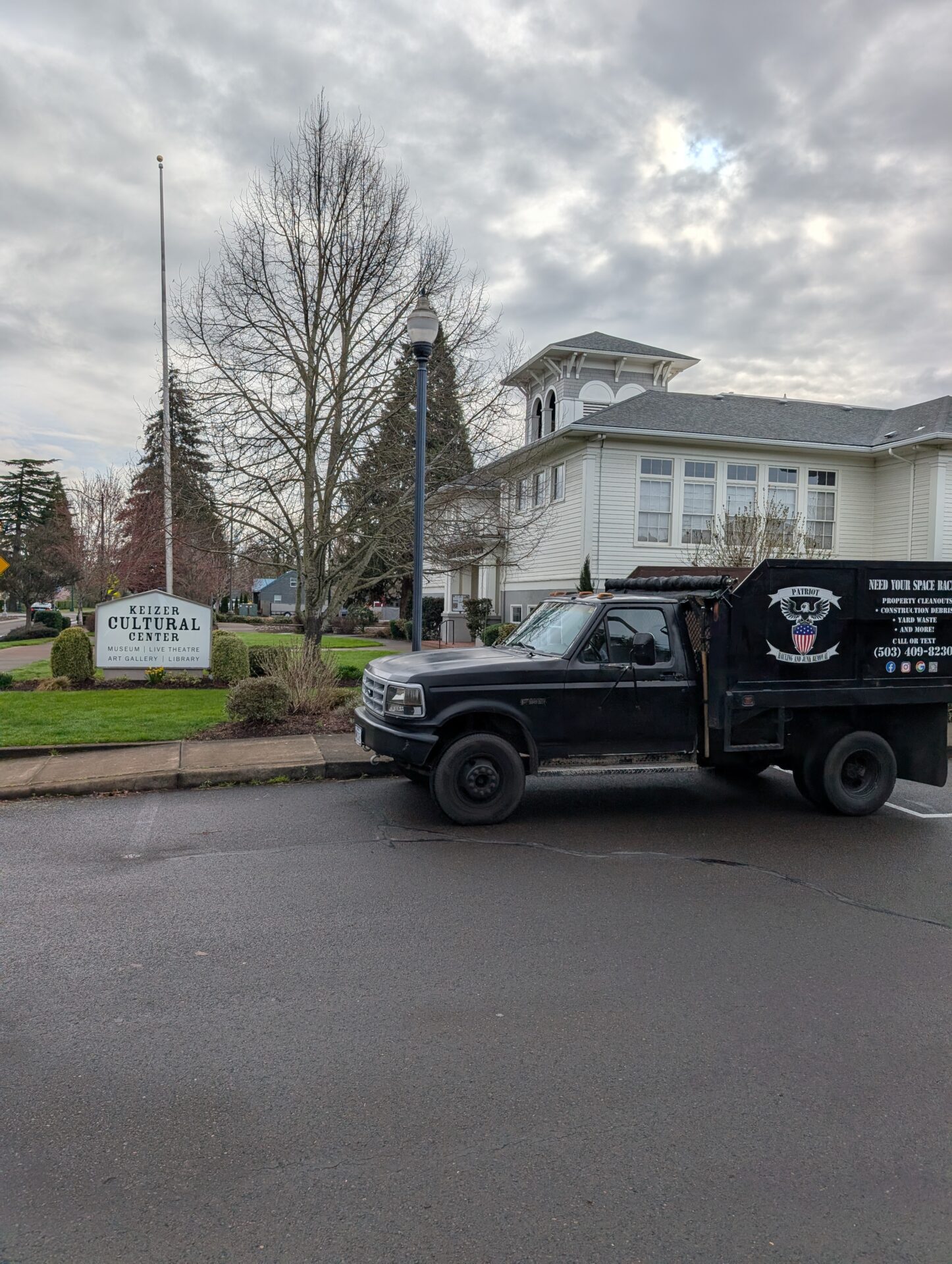 Keizer Library Junk Removal Garage with unwanted household items